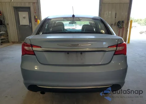 2012 Chrysler 200 Limited z USA, uszkodzony, nr VIN 1C3CCBCG3CN158790